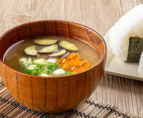 野菜を楽しむおみおつけ