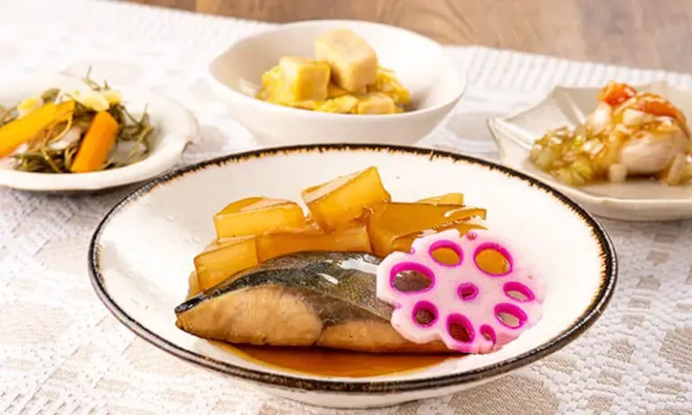 旨み染み込むぶり大根