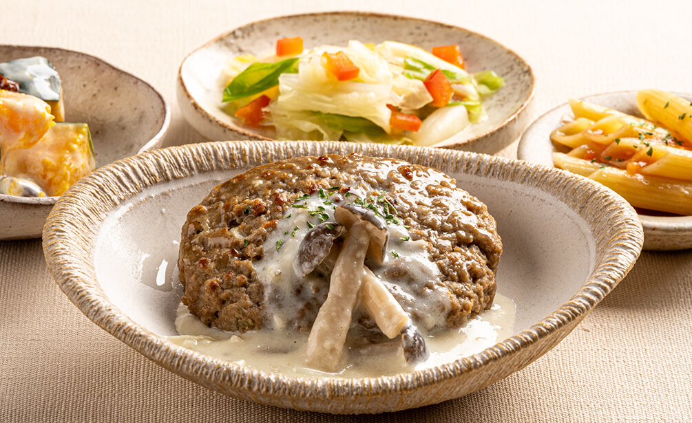 ハンバーグきのこクリームソース