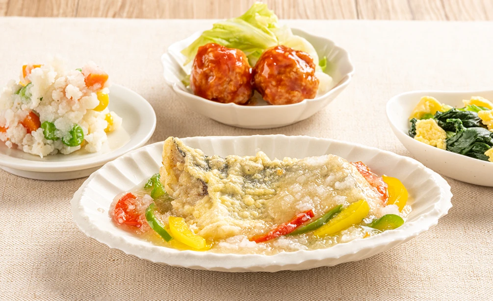 野菜とさわらのみぞれあん