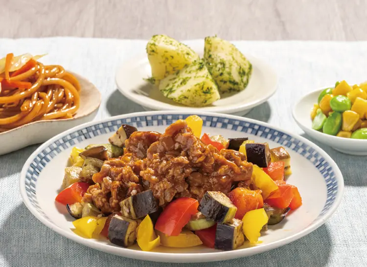 スタミナ満点！牛肉と夏野菜のにんにく味噌炒め